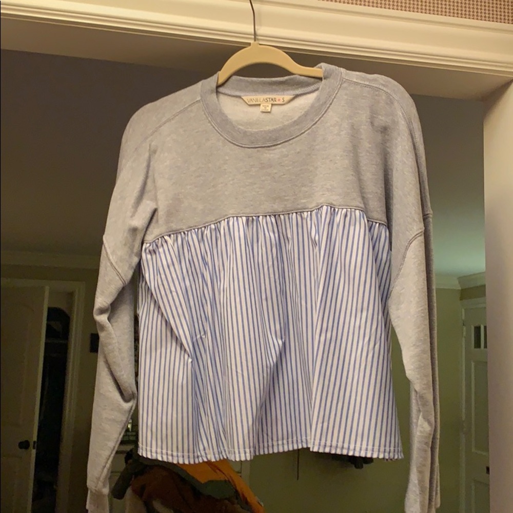Vanilla Star Swing Sweatshirt
